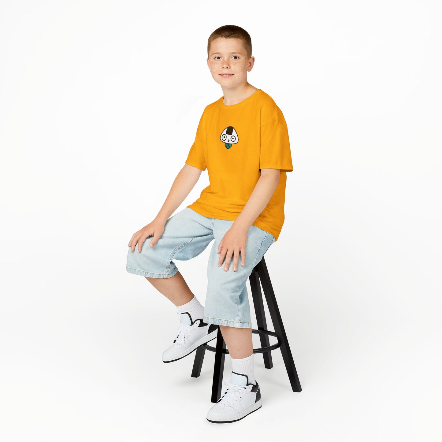Pet Alien Graphic Kids' T-Shirt – A Fun and Out-of-This-World Style
