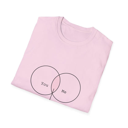 You + Me = Kapowww! T-Shirt – Funny Geek Love Venn Diagram Tee