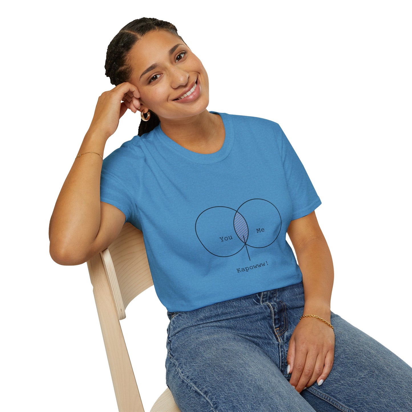 You + Me = Kapowww! T-Shirt – Funny Geek Love Venn Diagram Tee