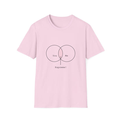 You + Me = Kapowww! T-Shirt – Funny Geek Love Venn Diagram Tee