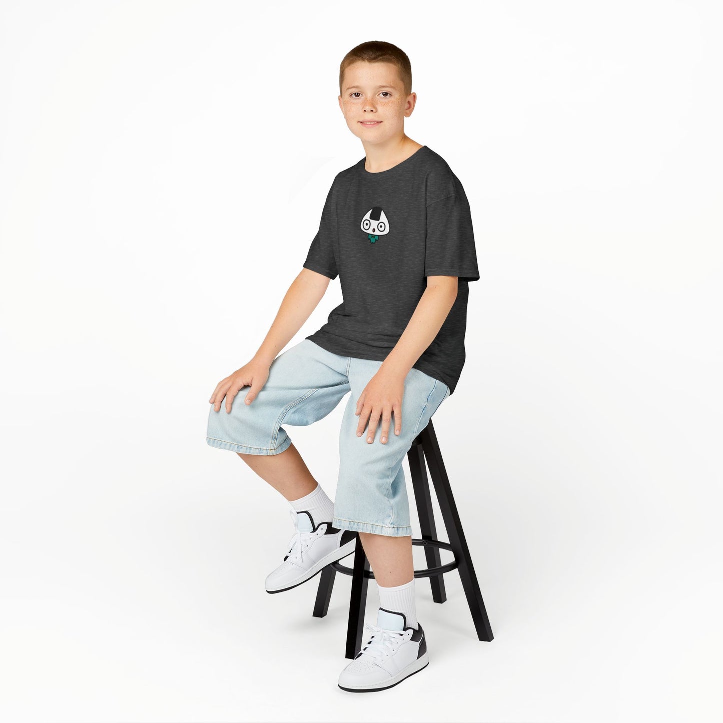 Pet Alien Graphic Kids' T-Shirt – A Fun and Out-of-This-World Style