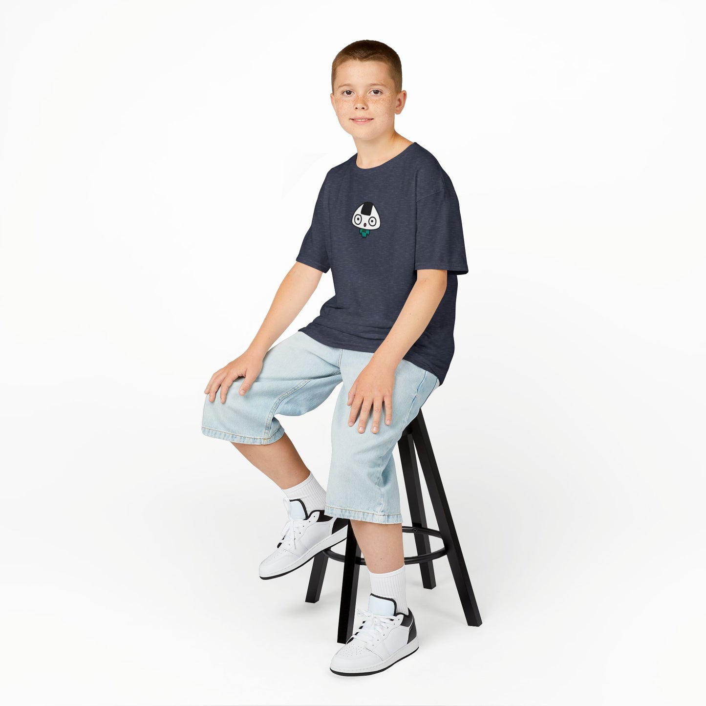 Pet Alien Graphic Kids' T-Shirt – A Fun and Out-of-This-World Style
