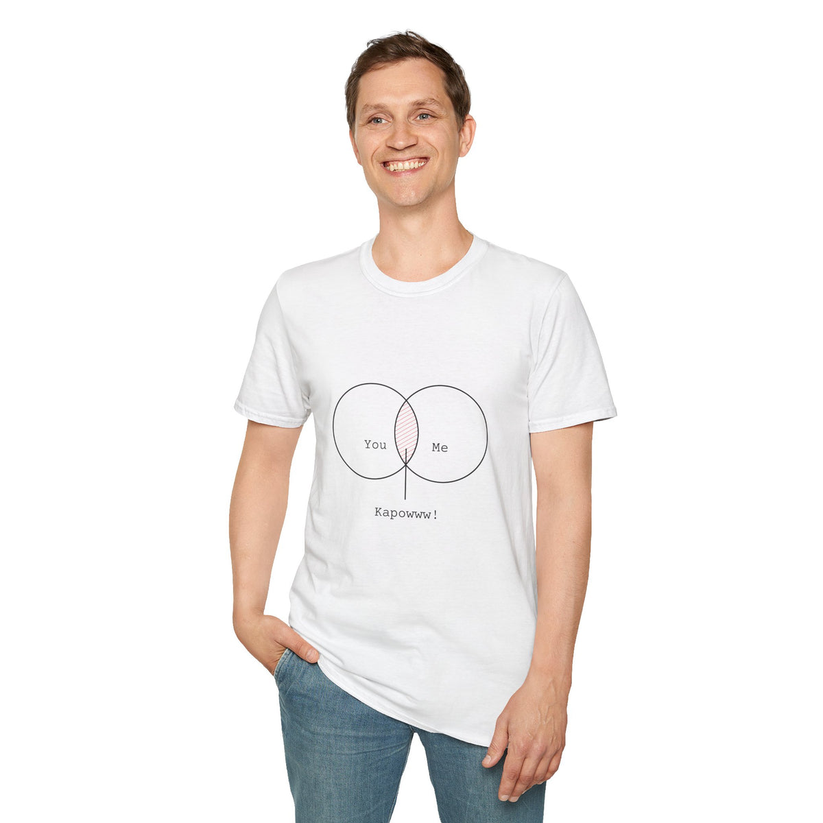 You + Me = Kapowww! T-Shirt – Funny Geek Love Venn Diagram Tee